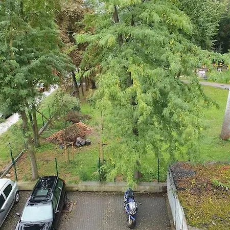 Lägenhet Stary Mokotow Blisko Metra Nie Ma Wynajmu Dlugoterminowego Najdluzszy To 2 Tygodnie