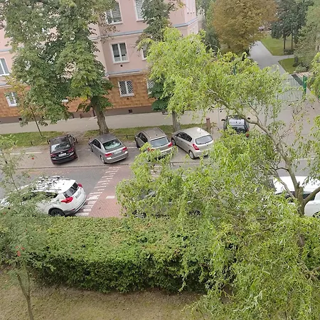 Stary Mokotow Blisko Metra Nie Ma Wynajmu Dlugoterminowego Najdluzszy To 2 Tygodnie * Варшава