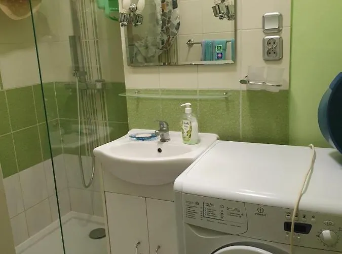 Apartament Stary Mokotów Blisko Metra Nie Ma Wynajmu Długoterminowego Najdłuższy To 2 Tygodnie